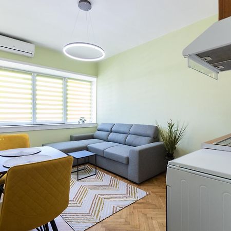 1Bdr Flat In Center Of Sofia Vitoshka Blvd Apartment Exterior photo